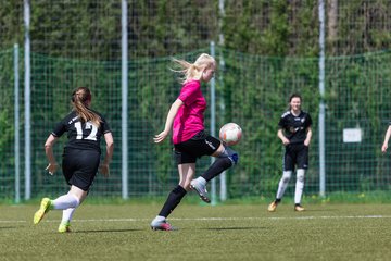 Bild 193 - B-Juniorinnen Pokalfinale SV Henstedt Ulzburg - SG Holstein Sued : 2:0